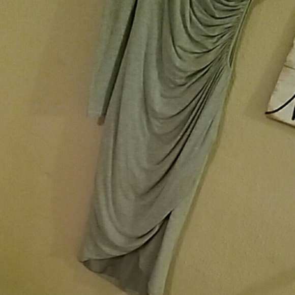 Dress - Picture 6 of 6